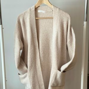 Women Loose Fit Cardigan with Pockets